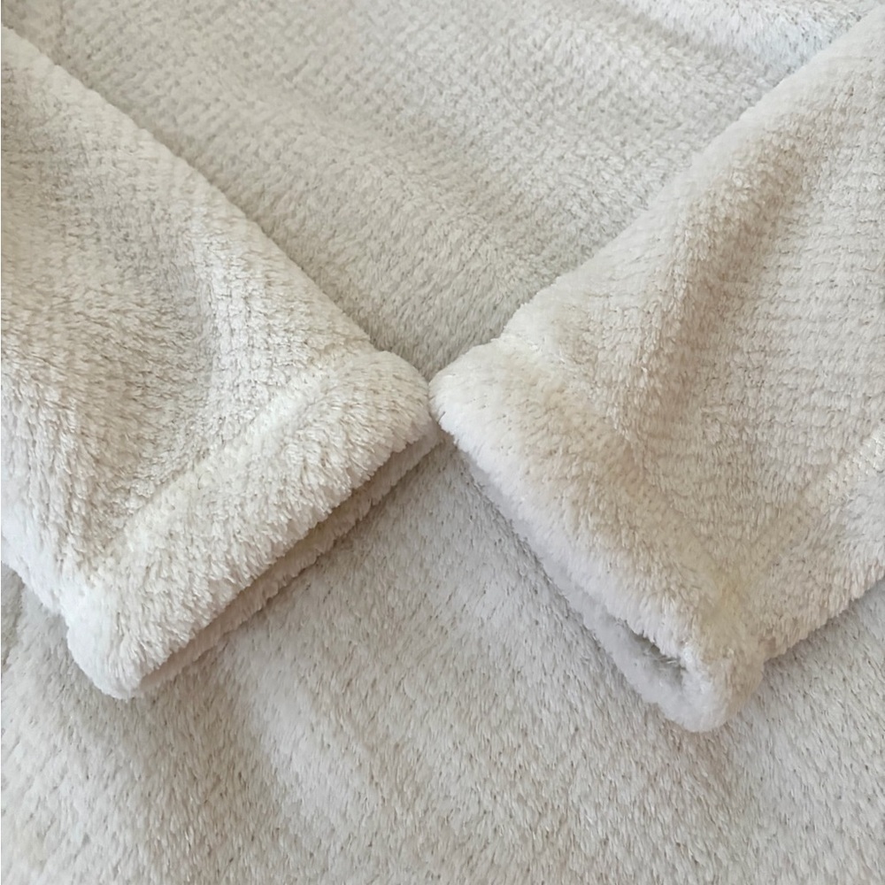 Patagonia Sweater Fleece Women’s Re-Tool Snap-T Pullover size Small Ivory - Picture 13 of 13